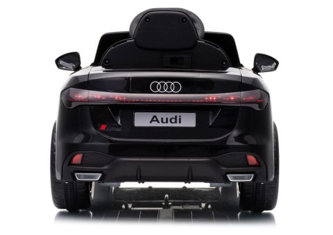 Pojazd Na Akumulator Audi A5L HL788 Czarny