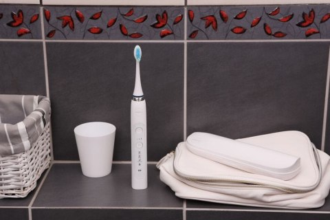 Soniczna szczoteczka do zębów Eldom SD210B DENTA
